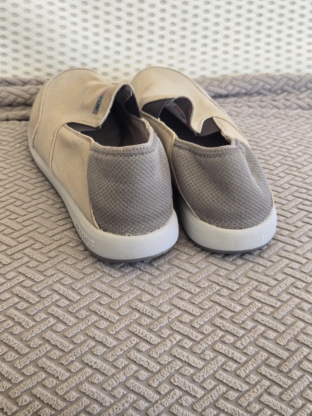 Xtratuf tan canvas
